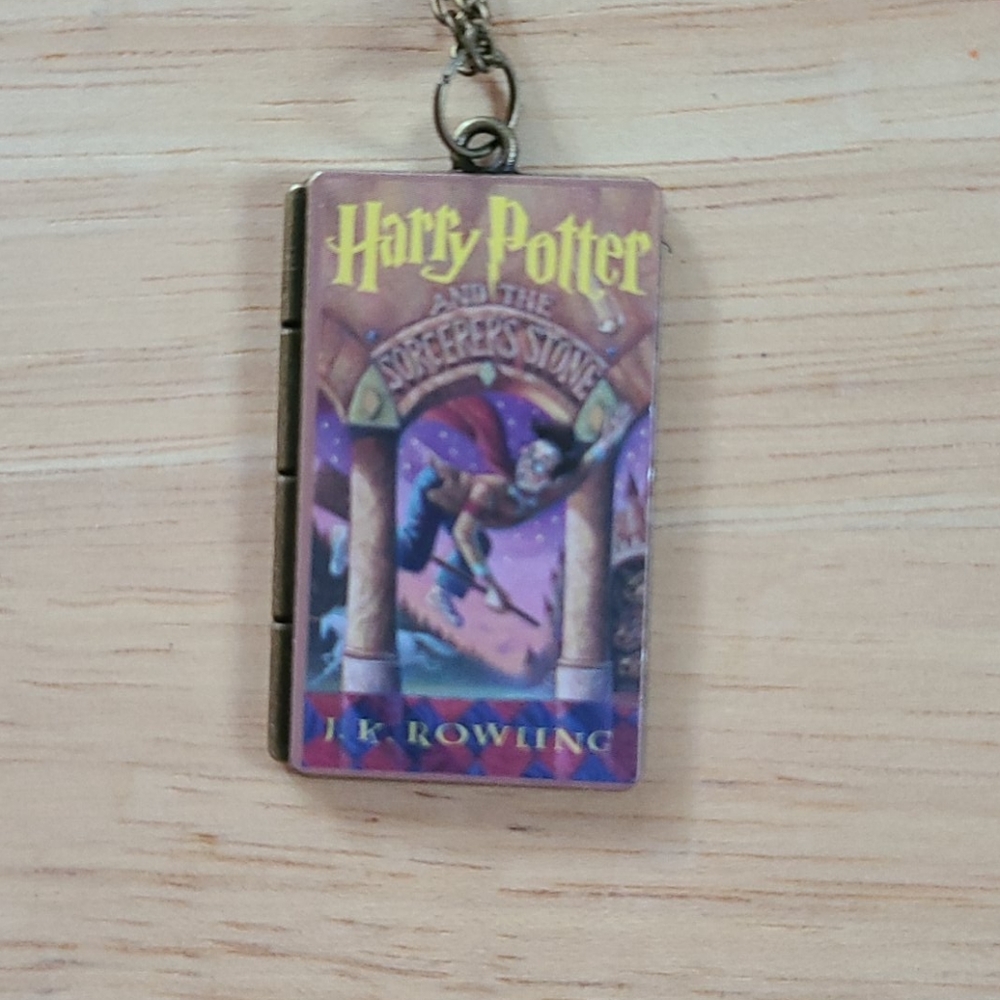 Nwt hp custom necklace